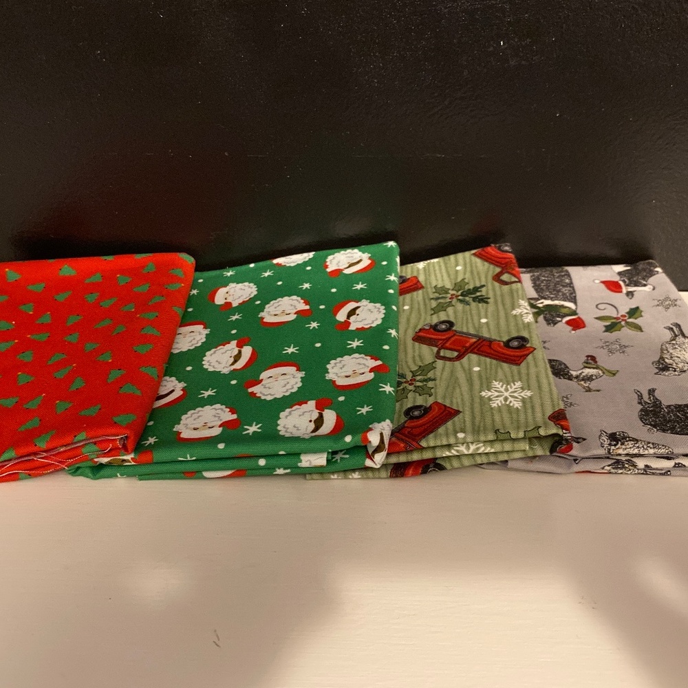 Set of 4 Christmas Fat Quarters Cotton